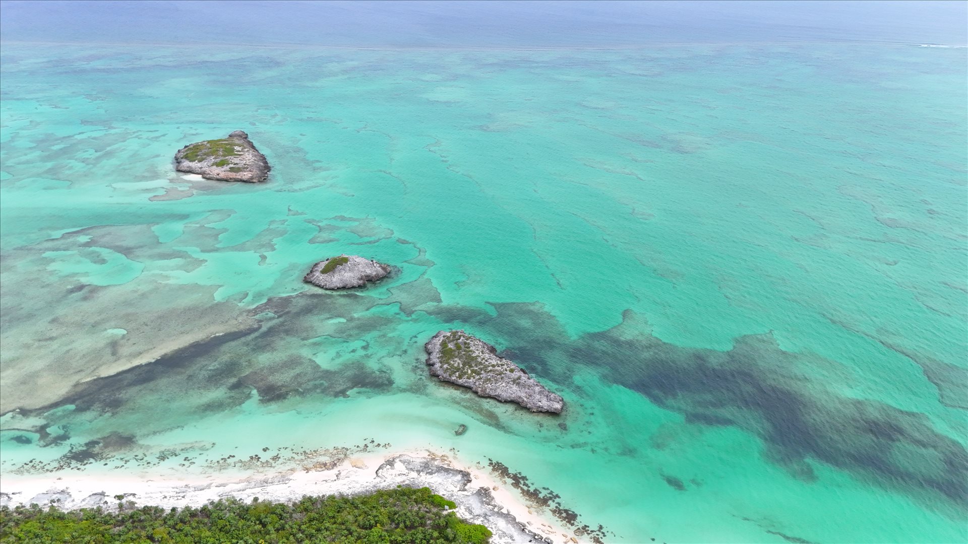 Three Cays Wide